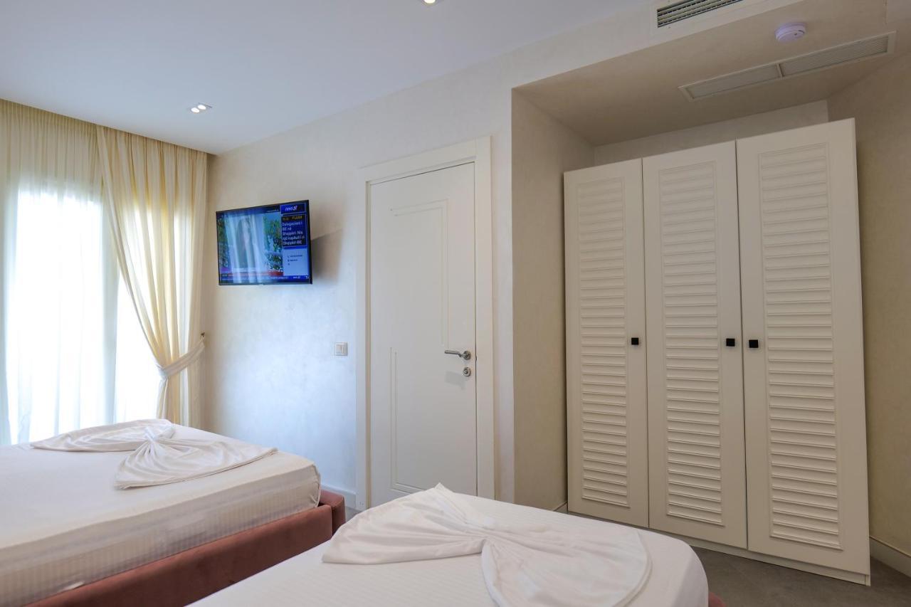 Blue Boutique Hotel Dhërmi Eksteriør billede