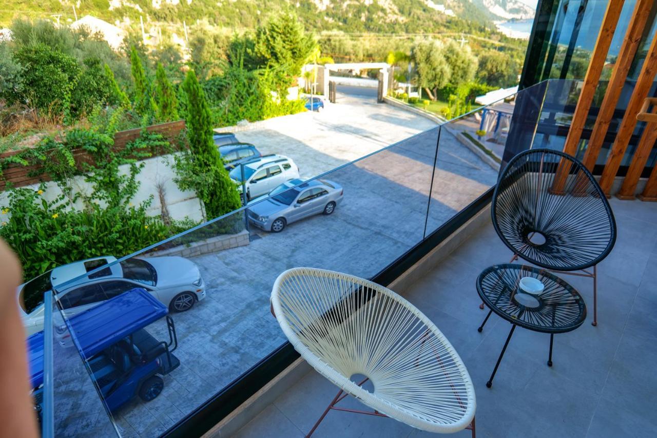 Blue Boutique Hotel Dhërmi Eksteriør billede